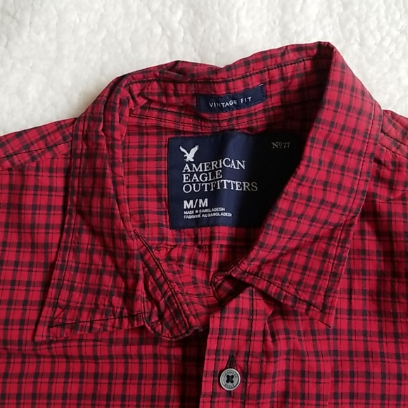 4/$25 NWOT American Eagle shirt M - Picture 2 of 3